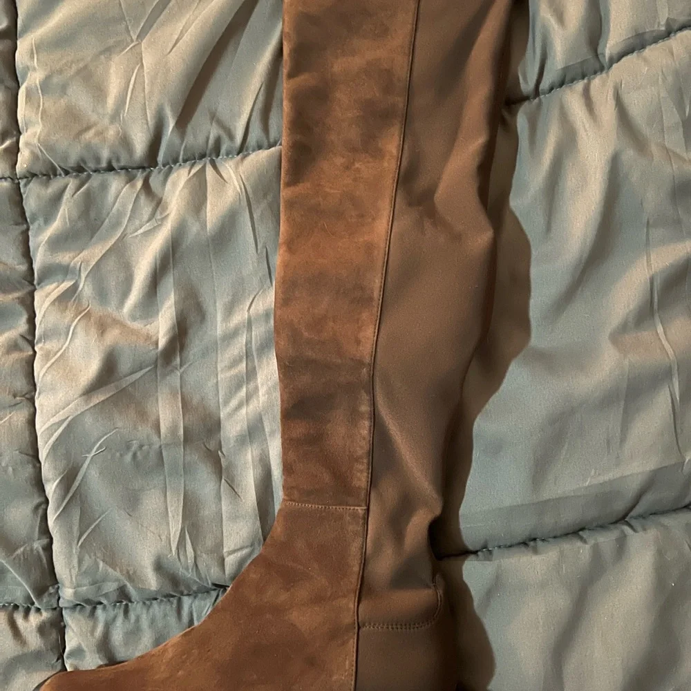Stuart weitzman 5050 boot